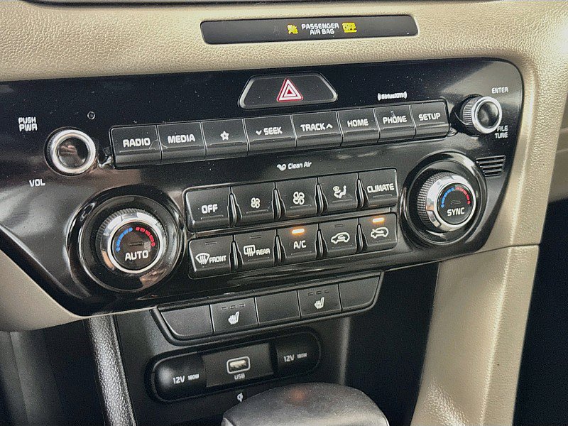 Used 2022 Kia Sportage Nightfall Edition w/ Nightfall Fwd Premium Package image 17
