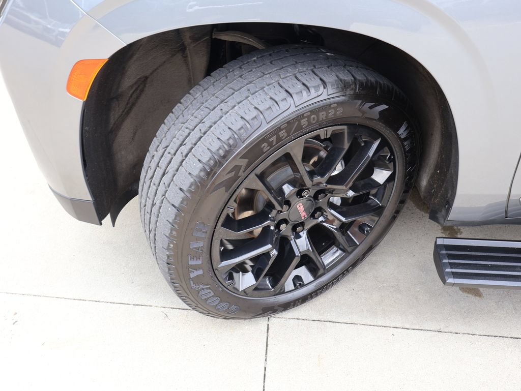 Used 2022 GMC Yukon Denali w/ Denali Premium Package AWD/4WD image 49