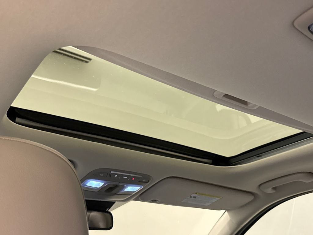 Used 2022 Kia Telluride EX w/ EX Premium Package FWD image 12