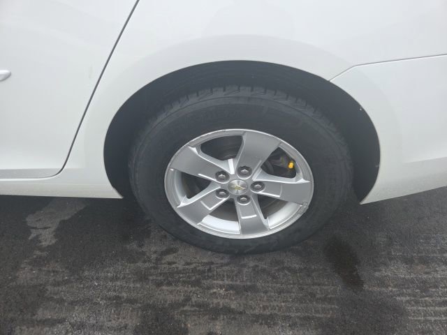 Used 2013 Chevrolet Malibu LS image 11