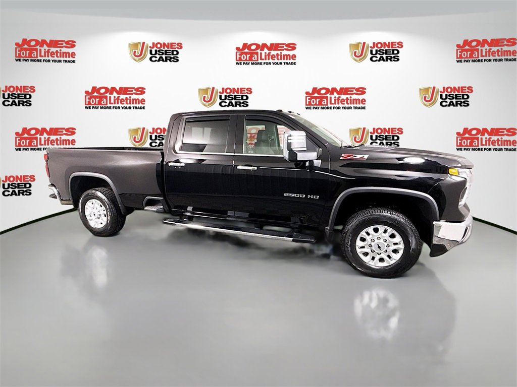Used 2024 Chevrolet Silverado 2500 LTZ w/ LTZ Convenience Package image 18