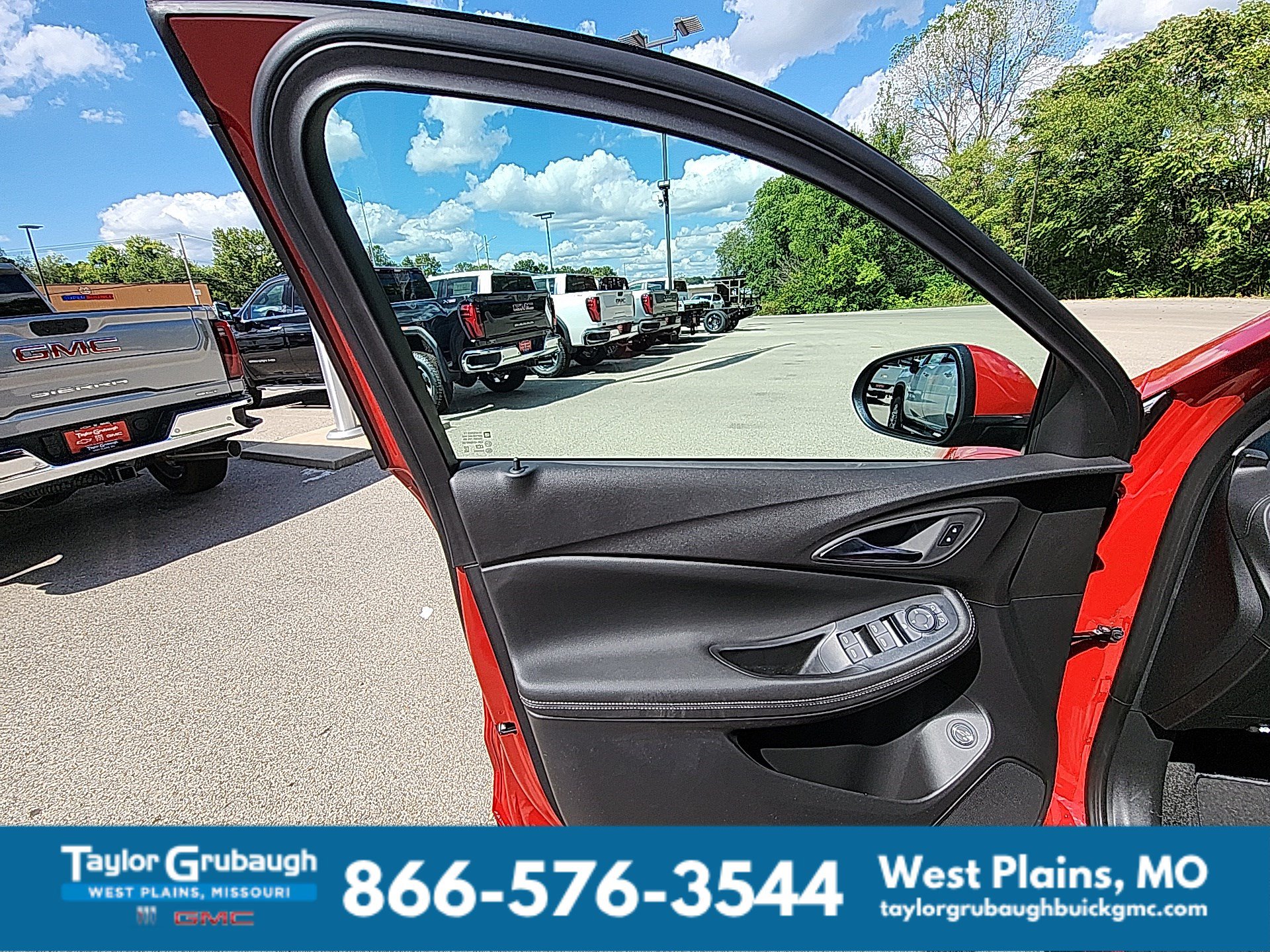 New 2026 Buick Encore GX Preferred w/ Comfort Package FWD image 13
