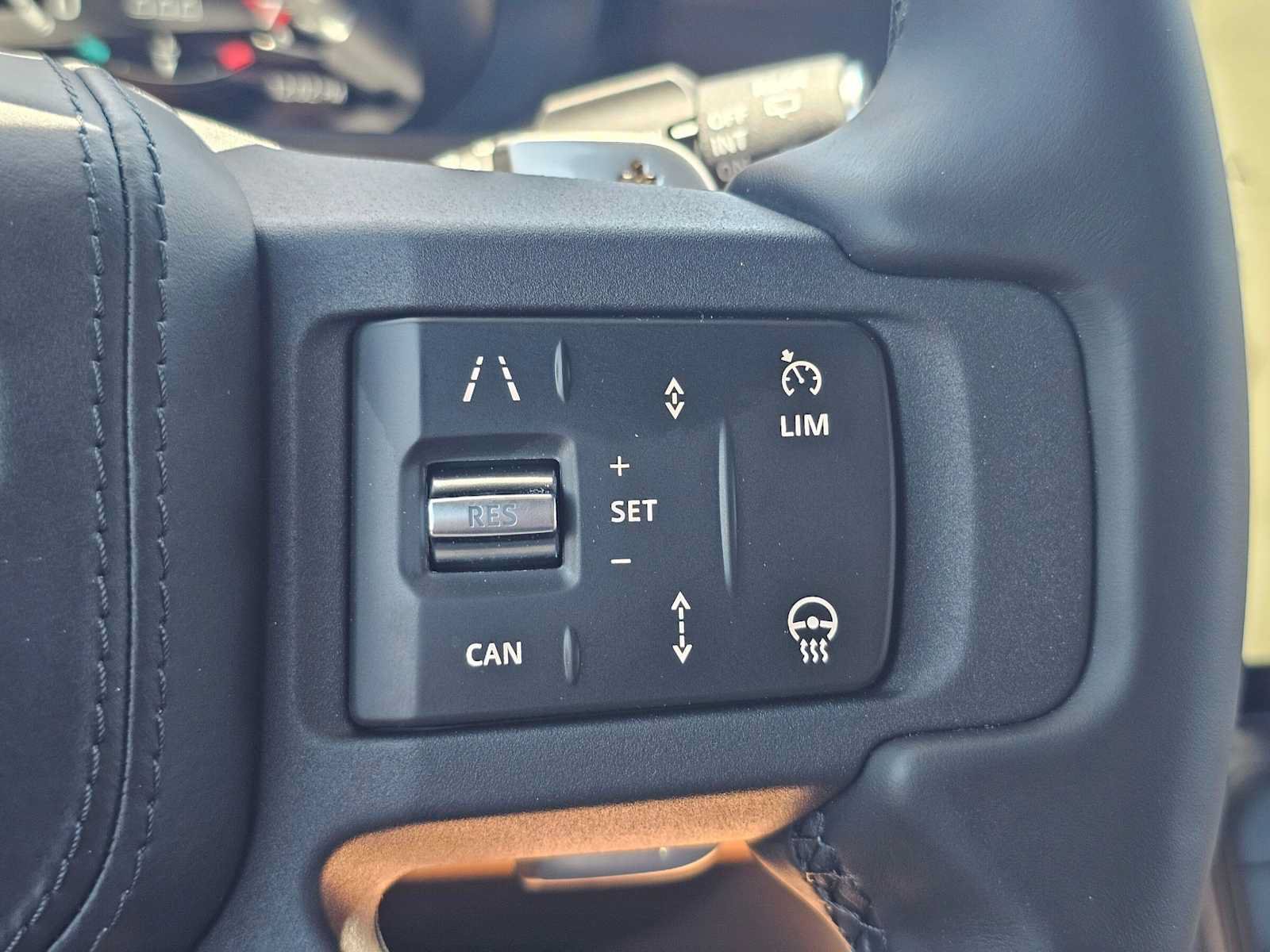 New 2026 Land Rover Defender 130 V8 AWD/4WD image 30