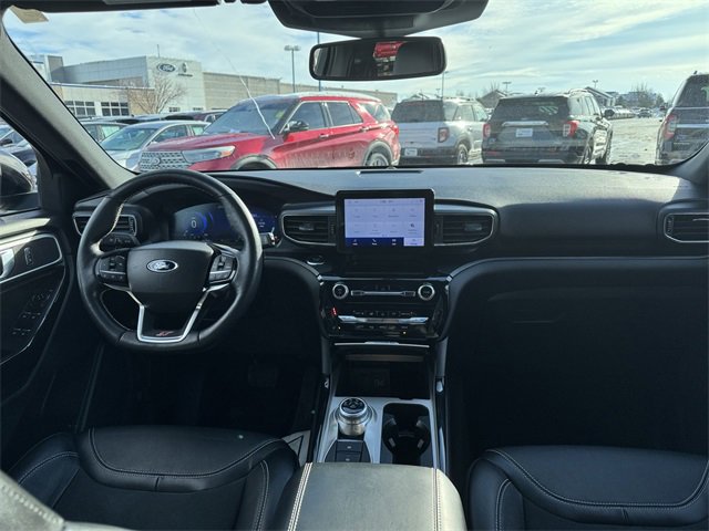 Certified 2022 Ford Explorer ST image 19