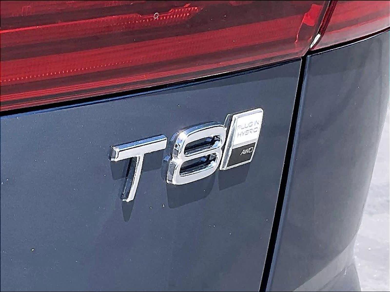New 2026 Volvo XC60 T8 Plus w/ Climate Package AWD/4WD image 26
