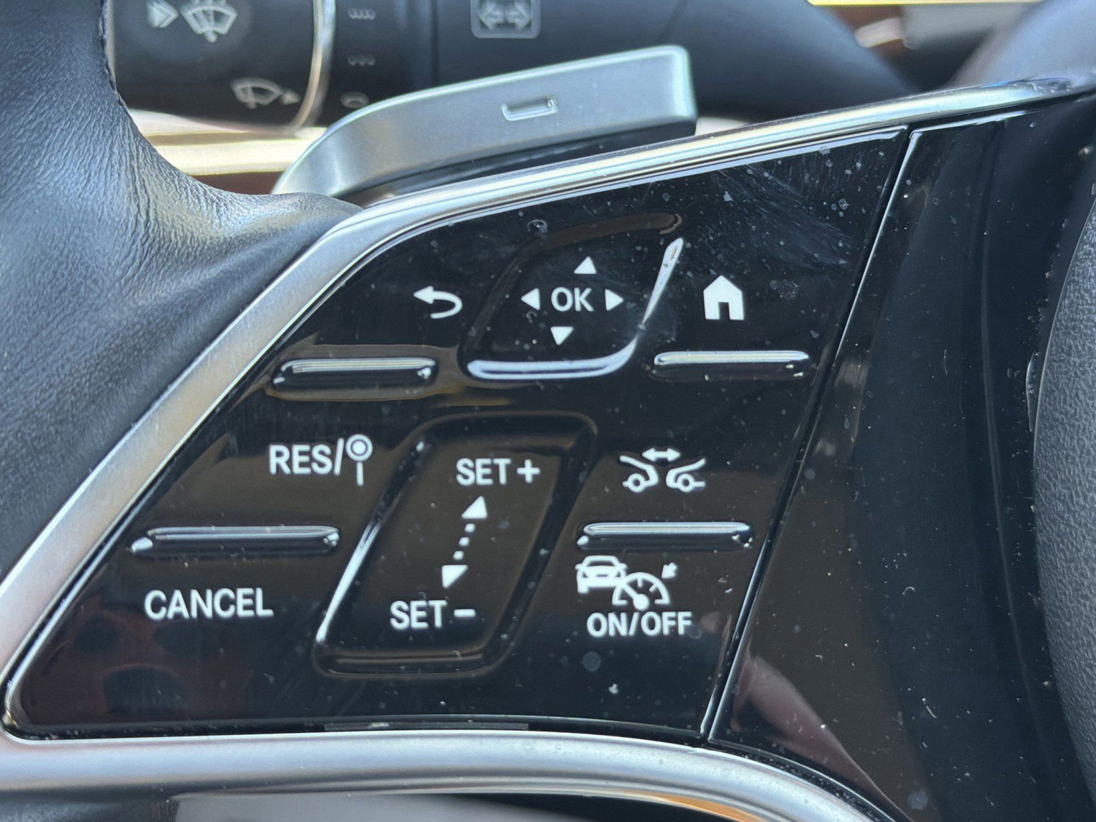 Used 2022 Mercedes-Benz E 350 4MATIC Sedan image 28