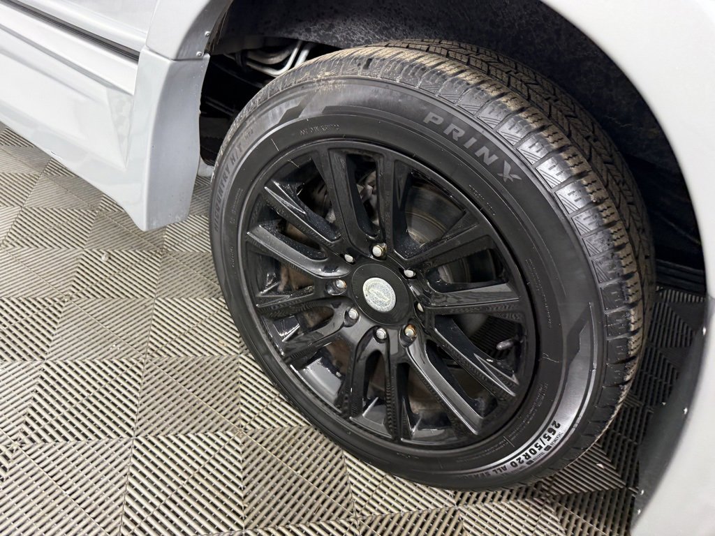 Used 2021 Chevrolet Express 2500 LS w/ Enhanced Convenience Package image 11