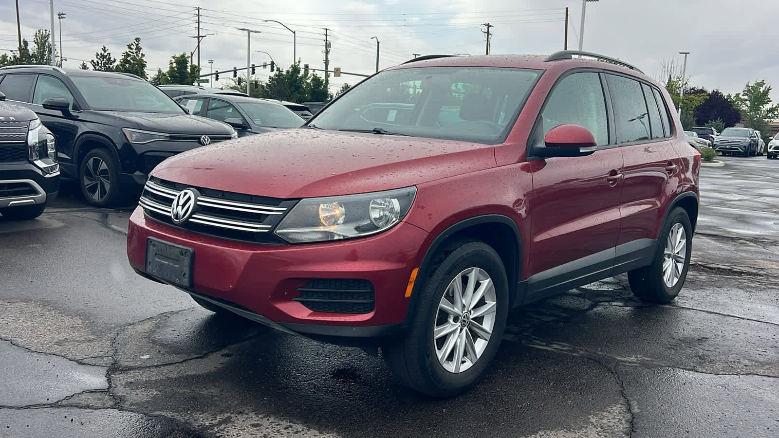 Used 2015 Volkswagen Tiguan SE