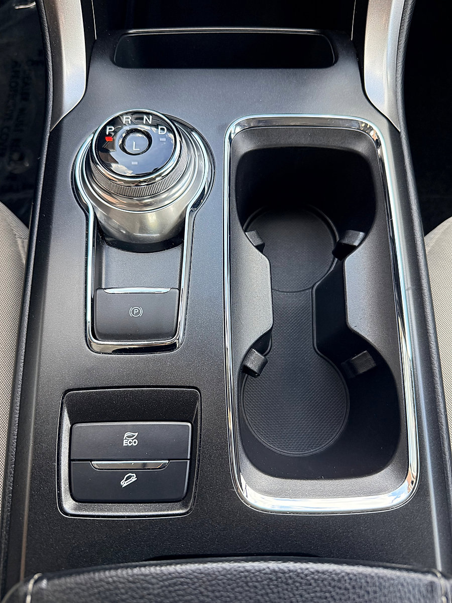 Used 2018 Ford Fusion S FWD image 16