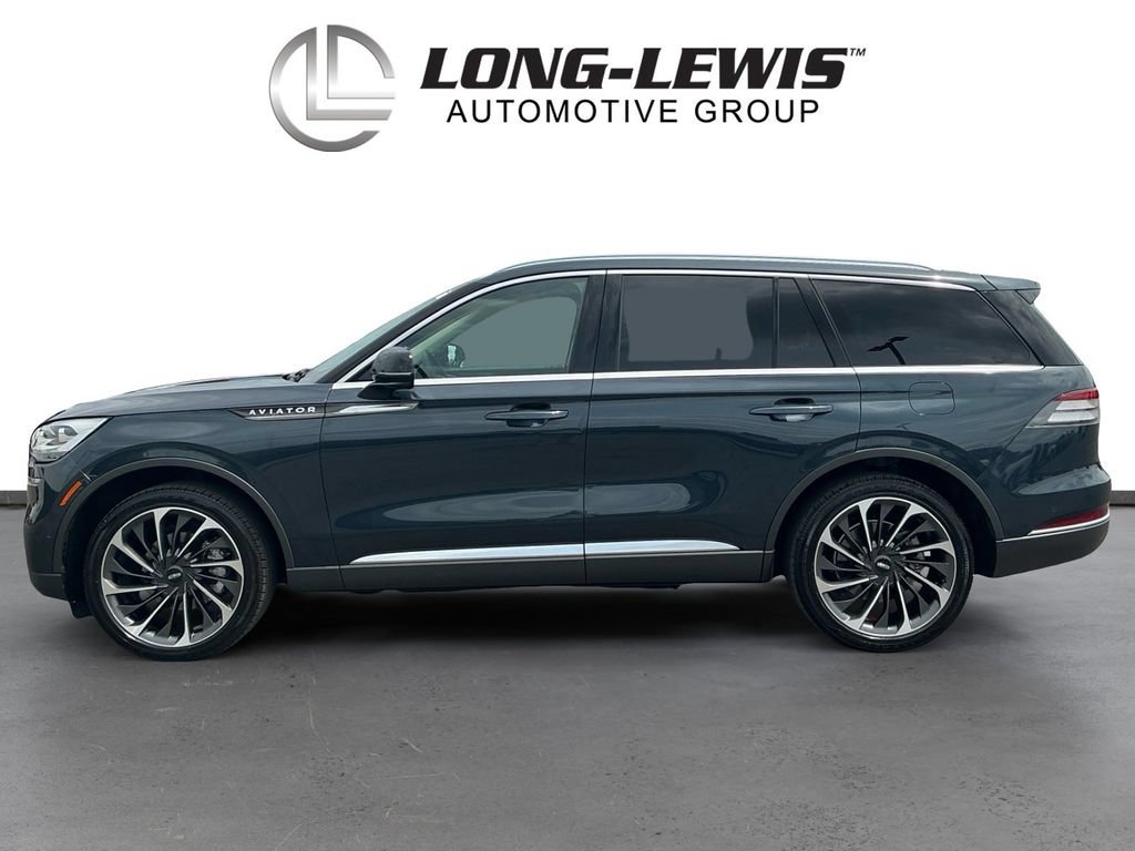 Certified 2024 Lincoln Aviator Reserve w/ Equipment Group 201A AWD/4WD image 2