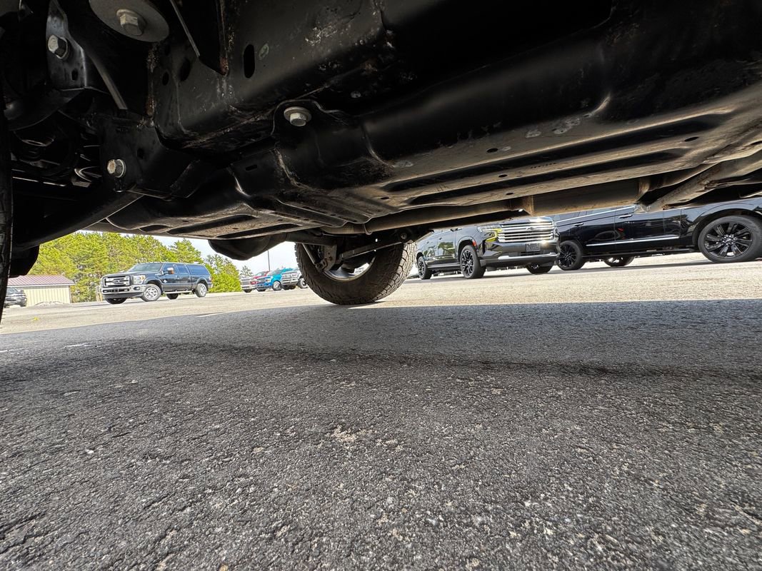 Used 2023 Jeep Wrangler Unlimited Sahara AWD/4WD image 48