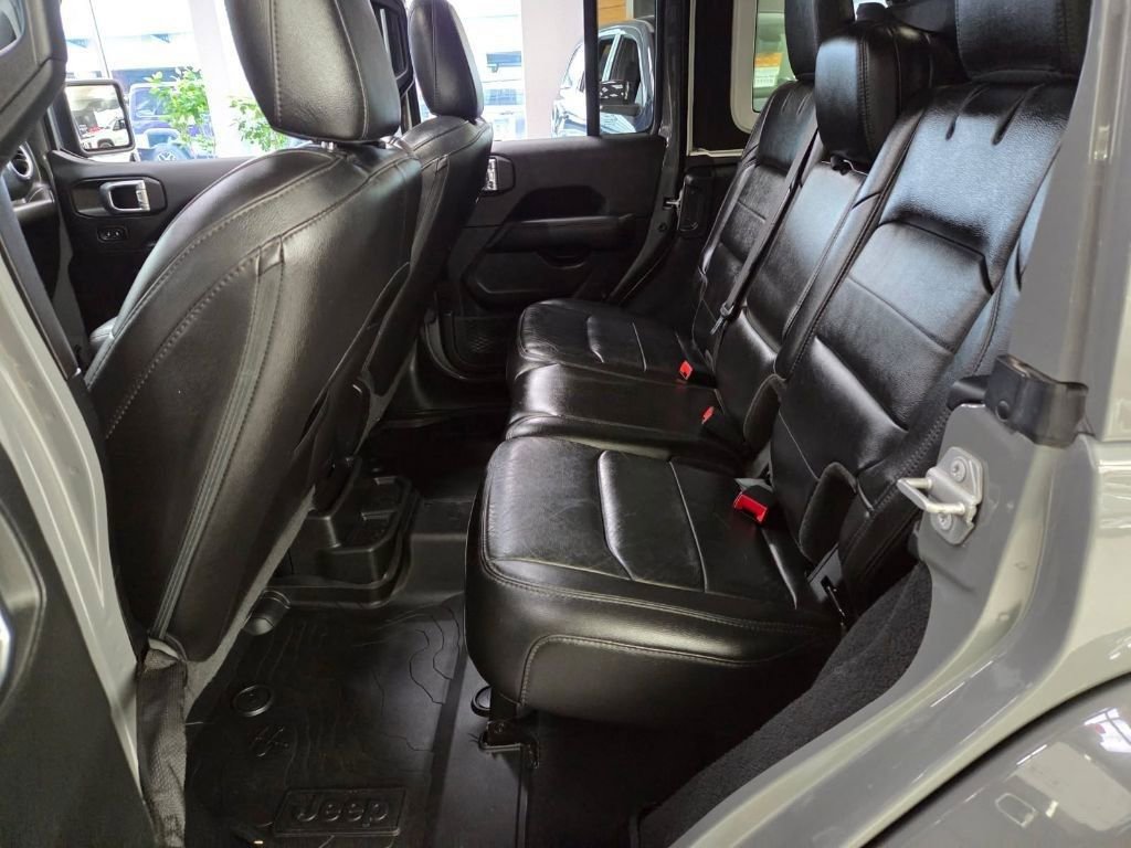 Used 2021 Jeep Wrangler Unlimited Sahara image 19