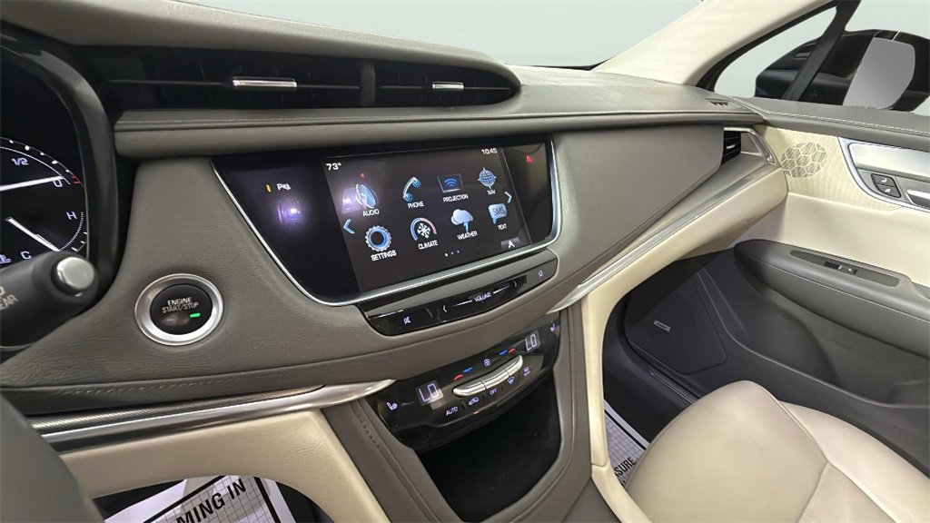 Used 2018 Cadillac XT5 Luxury w/ Driver Awareness Package image 36
