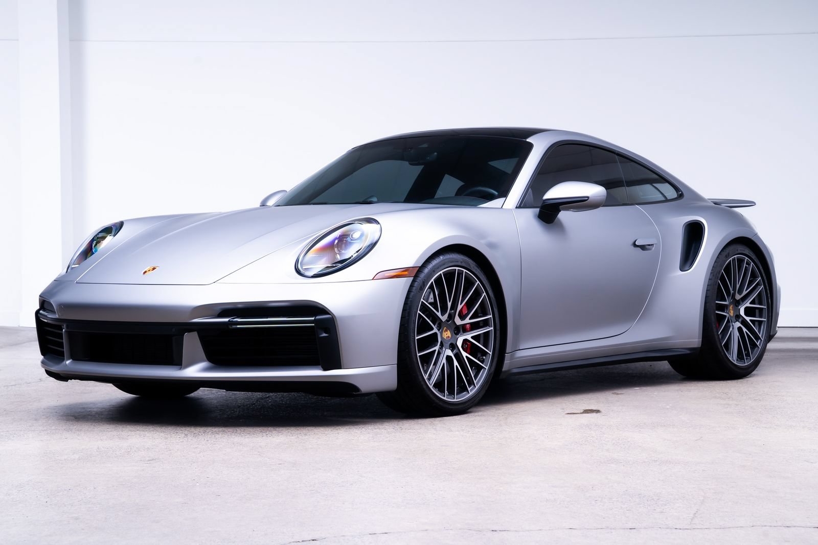 Used 2021 Porsche 911 Turbo AWD/4WD image 3