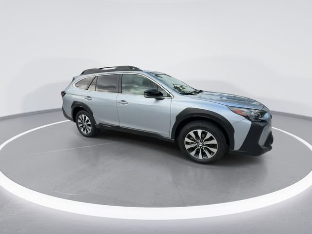 Used 2024 Subaru Outback Limited AWD/4WD image 9