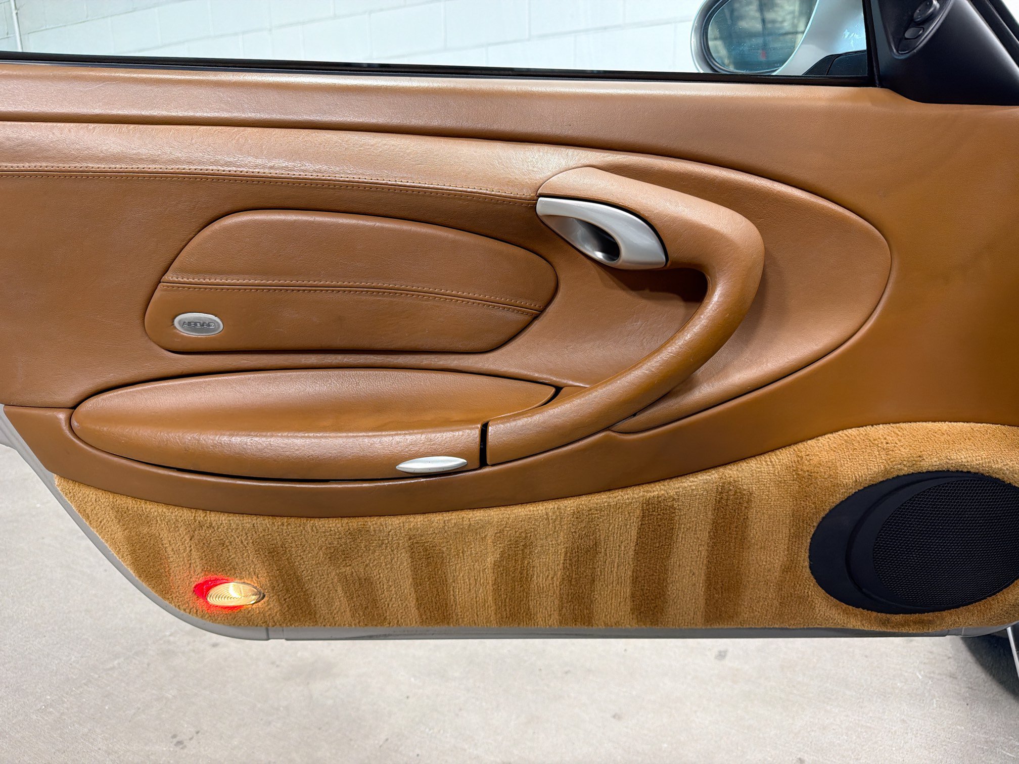 Used 2001 Porsche 911 Carrera RWD image 19