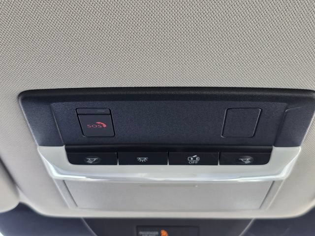 Used 2022 Nissan Pathfinder SV w/ Cargo Package FWD image 23