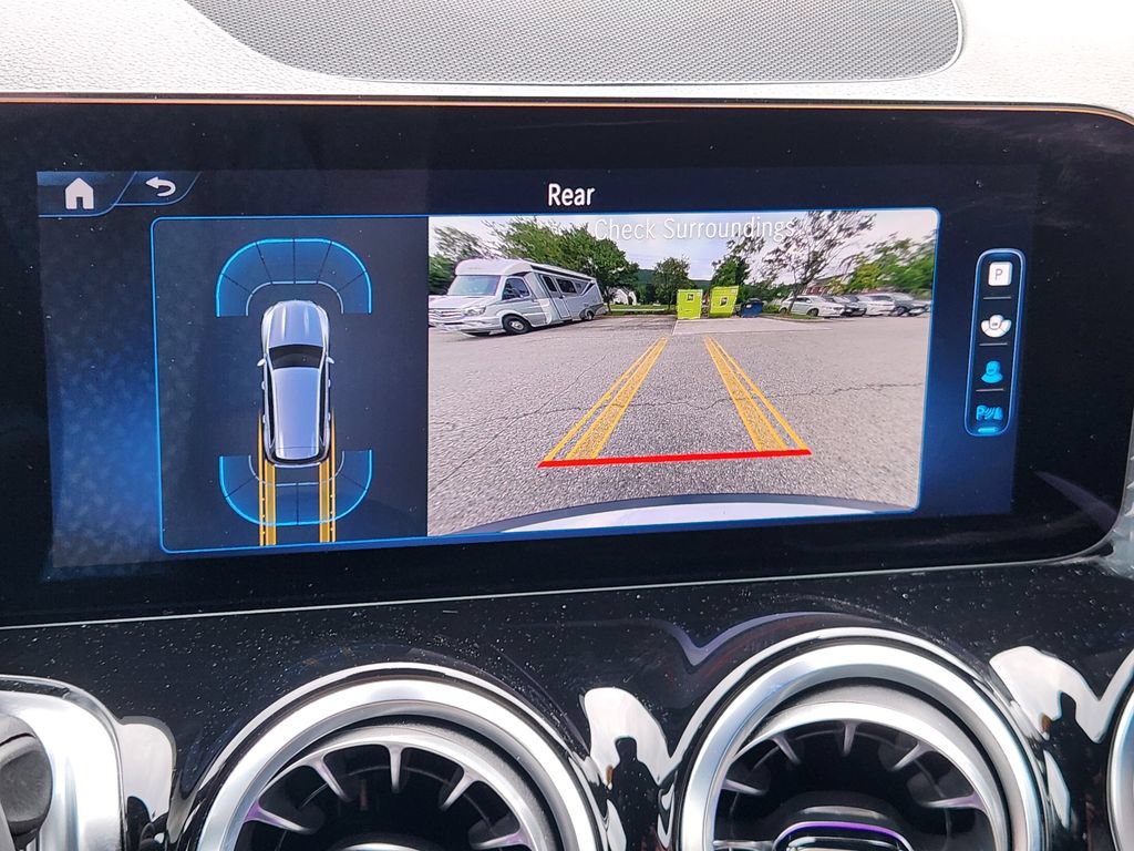 Certified 2025 Mercedes-Benz GLB 250 4MATIC image 24