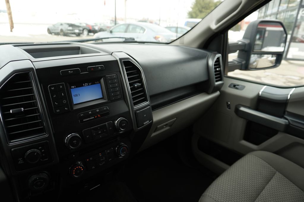 Used 2018 Ford F150 XLT w/ XTR Package image 19