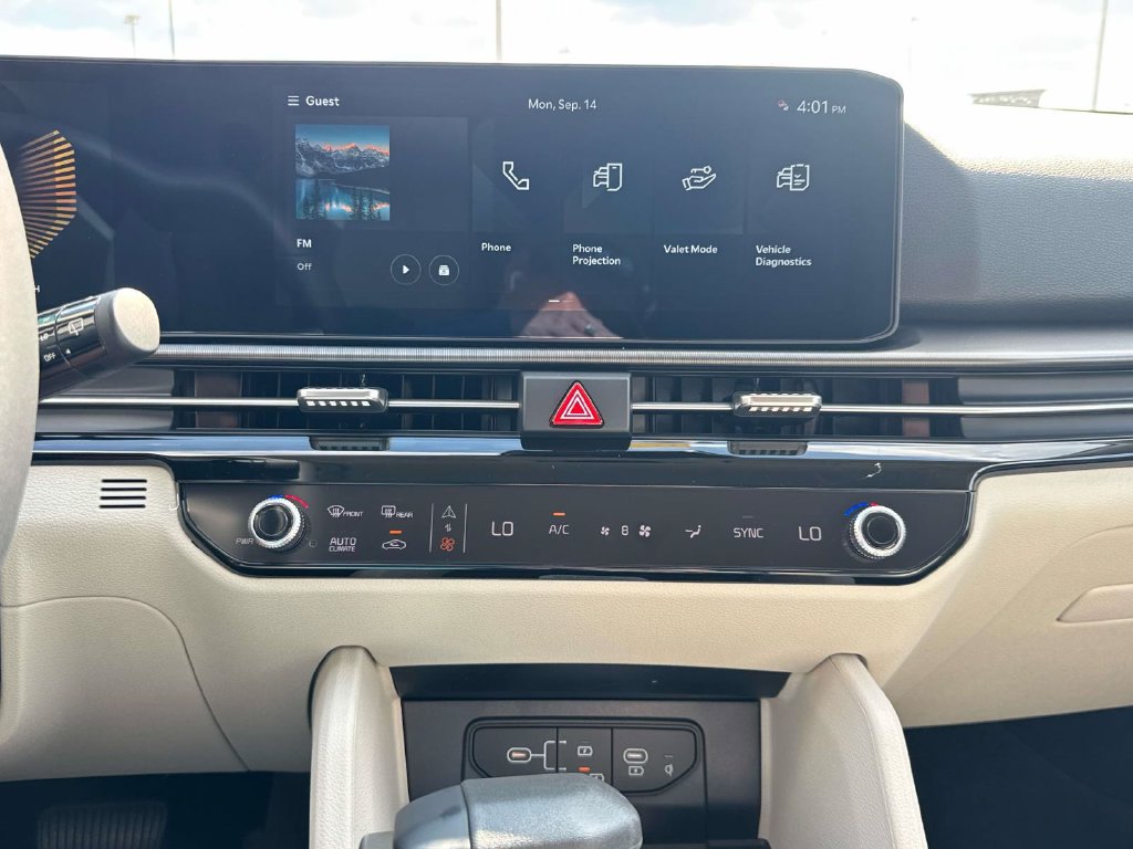 New 2026 Kia Sportage EX FWD image 26