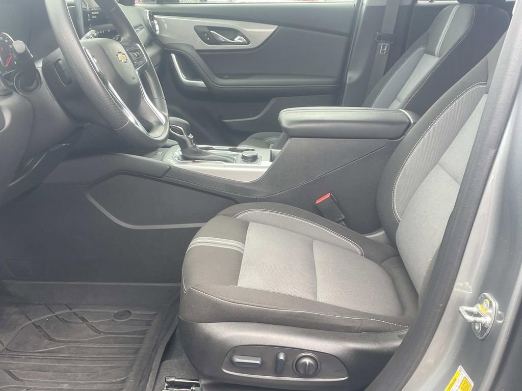 Used 2024 Chevrolet Blazer LT w/ Convenience Package image 18