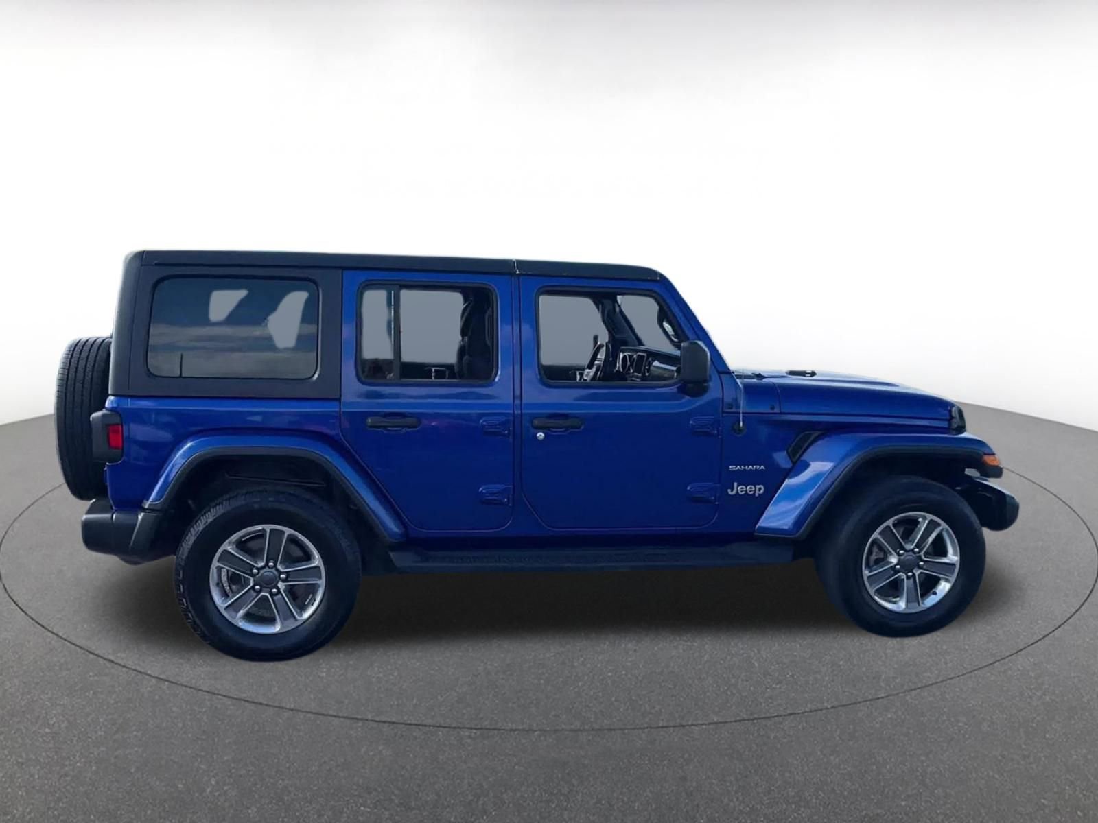 Used 2020 Jeep Wrangler Unlimited Sahara image 15