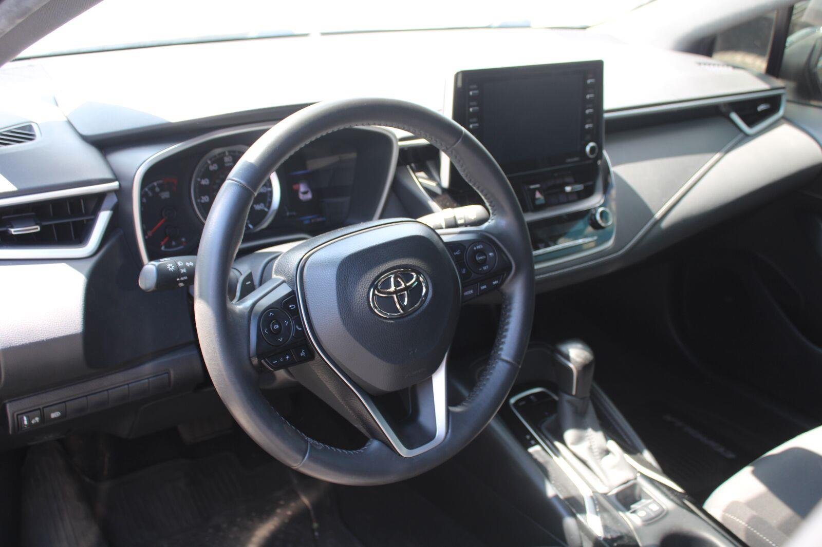 Used 2020 Toyota Corolla SE FWD image 9