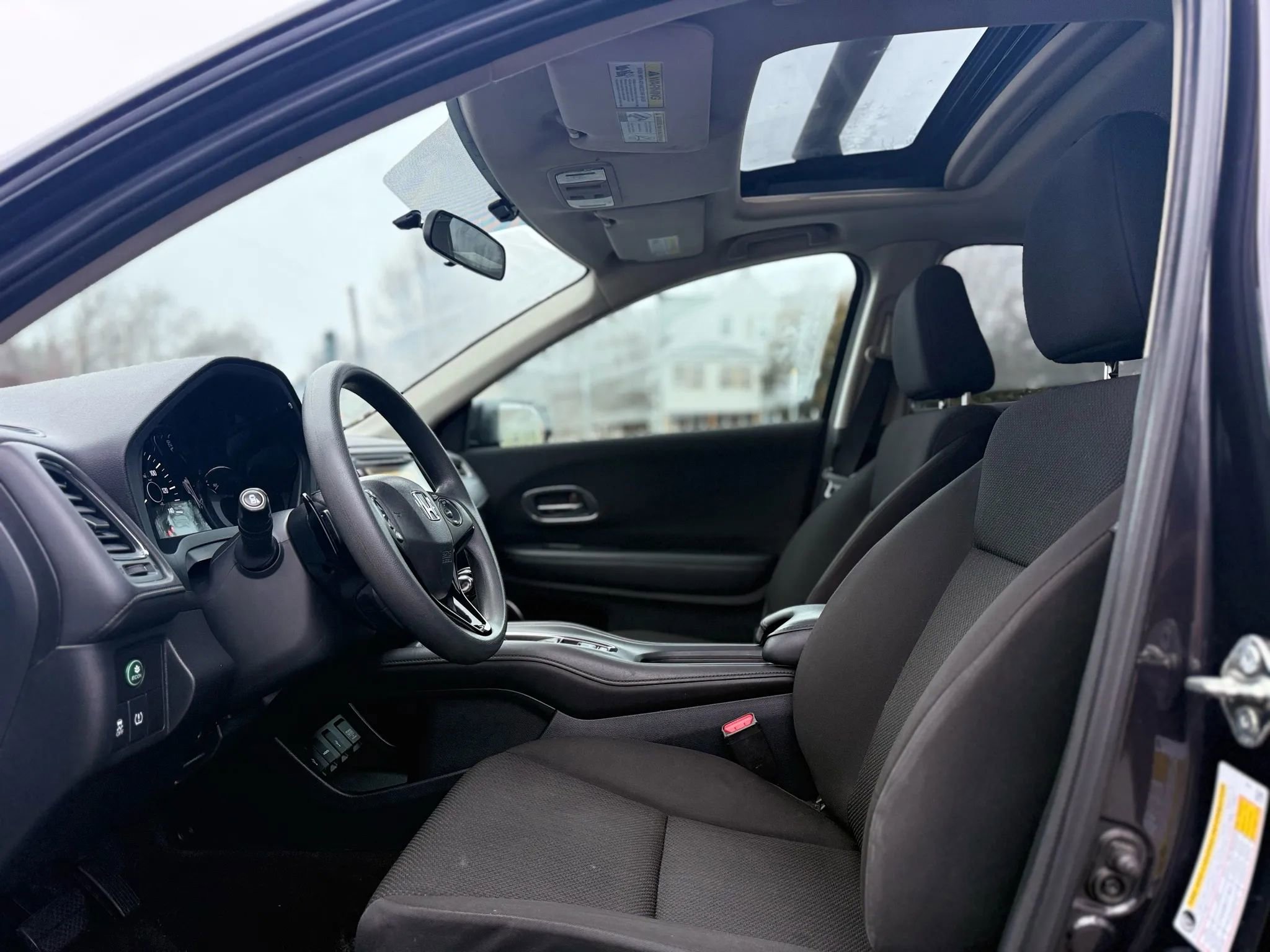 Used 2017 Honda HR-V EX image 23