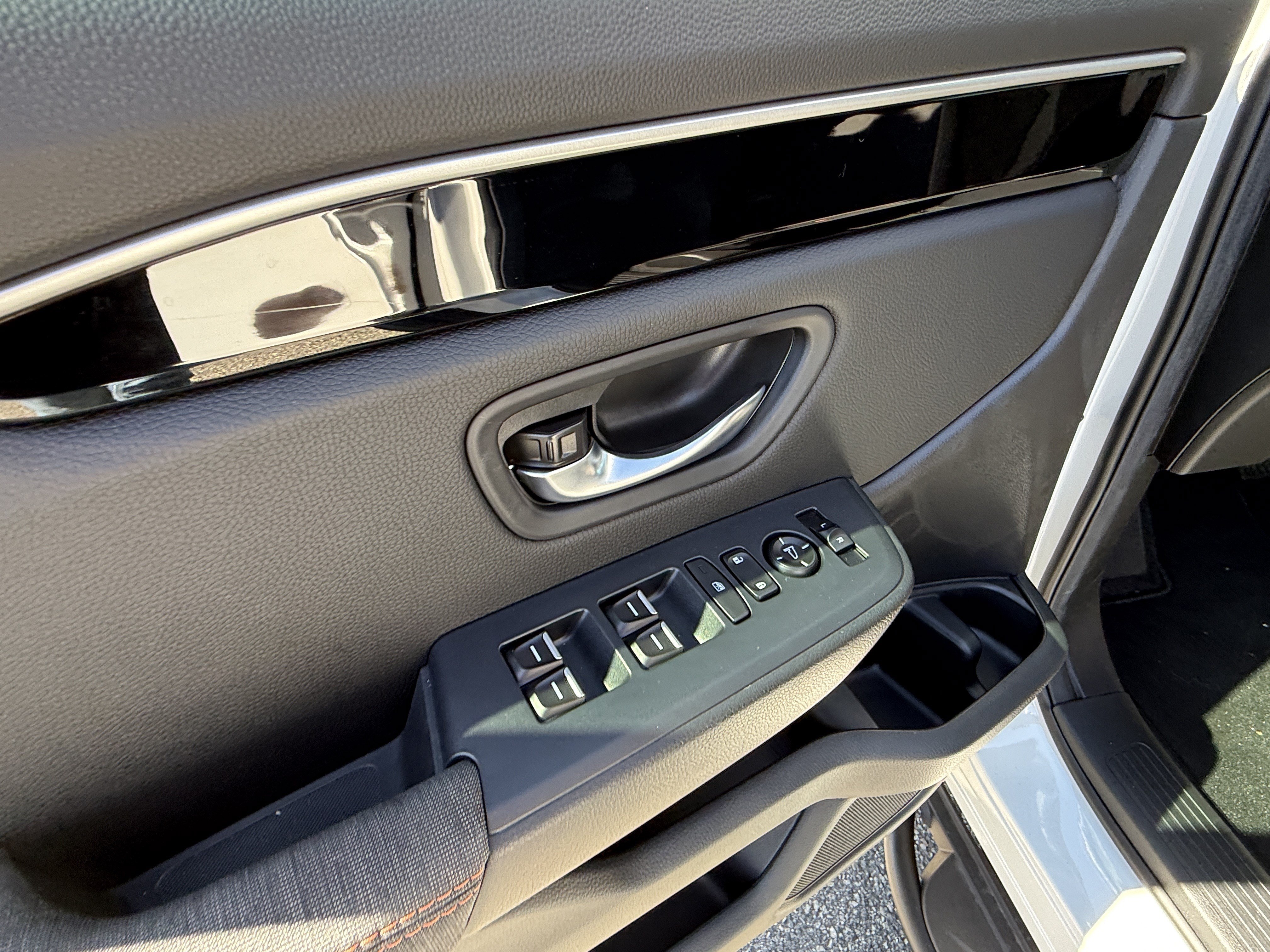 New 2026 Honda Pilot Sport image 15