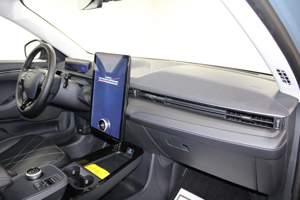 New 2024 Ford Mustang Mach-E Select w/ Comfort Package Lite image 28