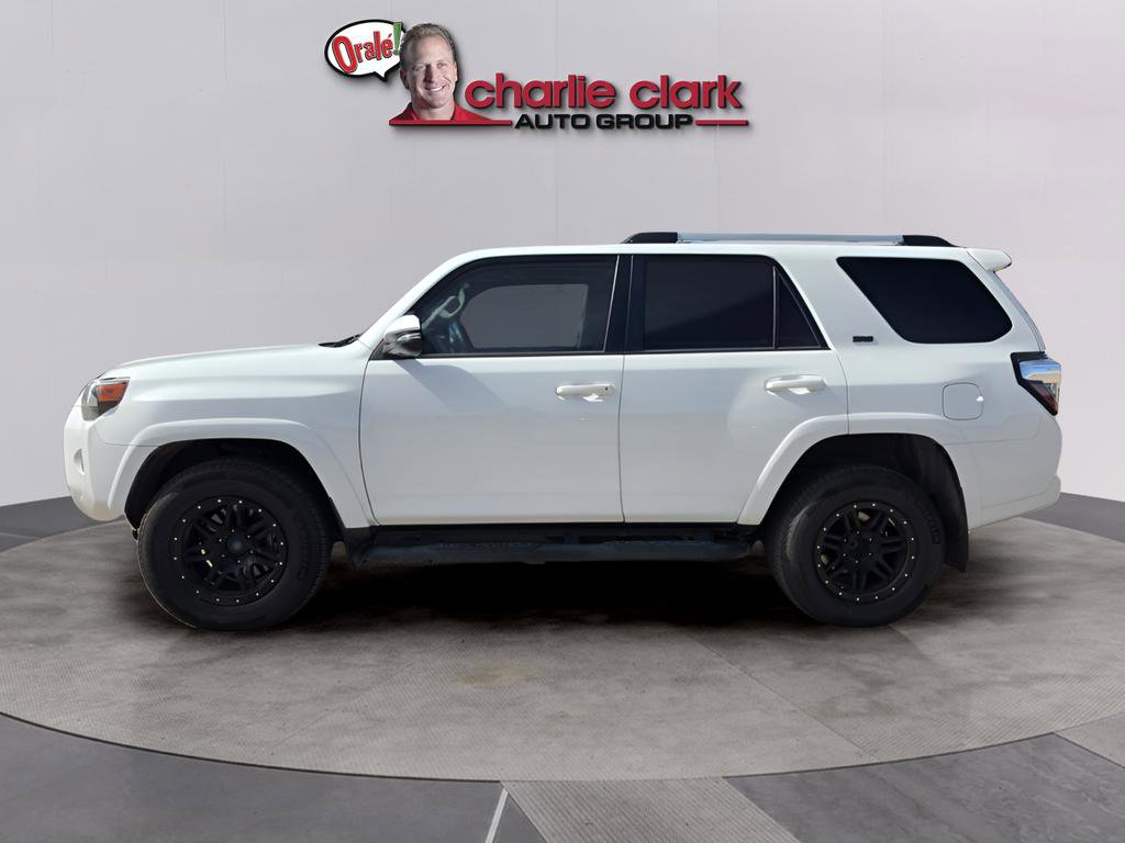 Used 2022 Toyota 4Runner SR5 Premium w/ Moonroof Package AWD/4WD image 3