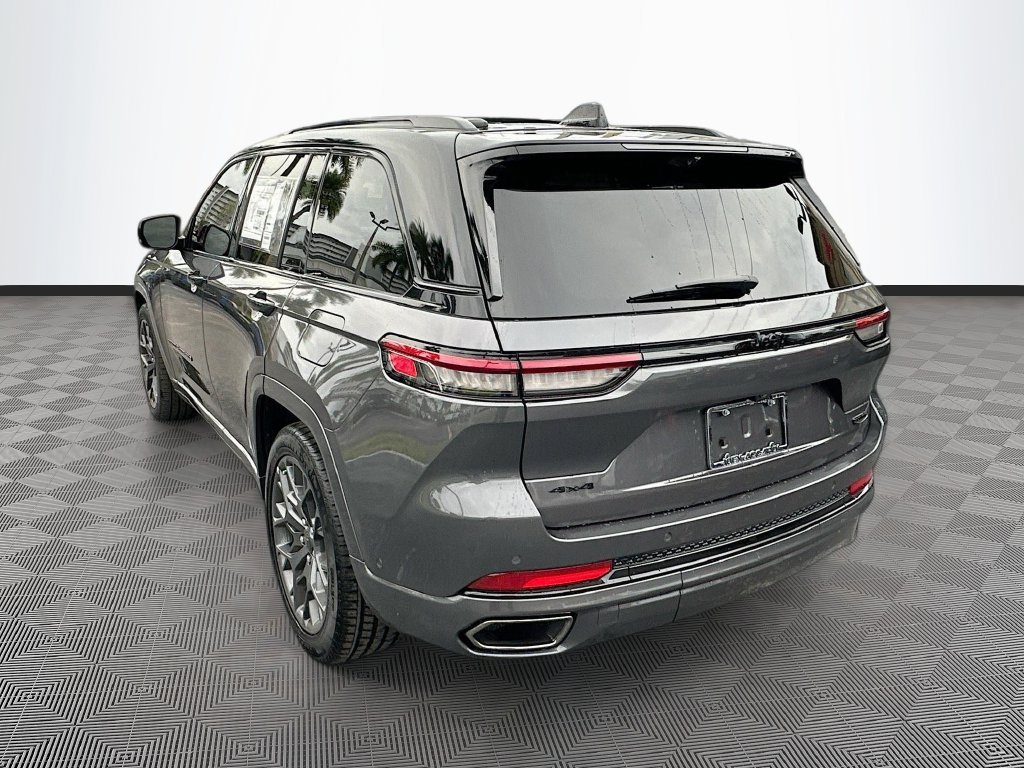 New 2025 Jeep Grand Cherokee Summit AWD/4WD image 5