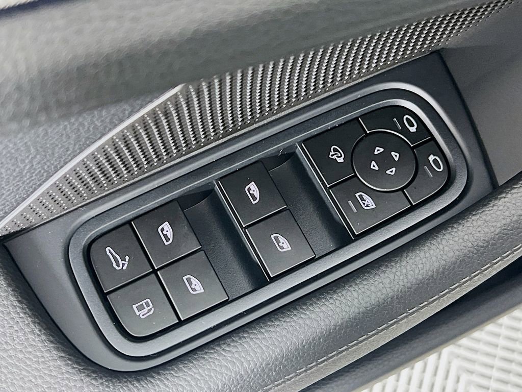 New 2026 Porsche Panamera 4 image 20