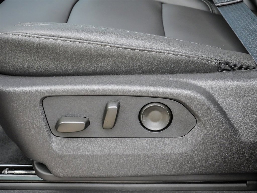 New 2026 Chevrolet Silverado 1500 LT w/ Safety Package image 27