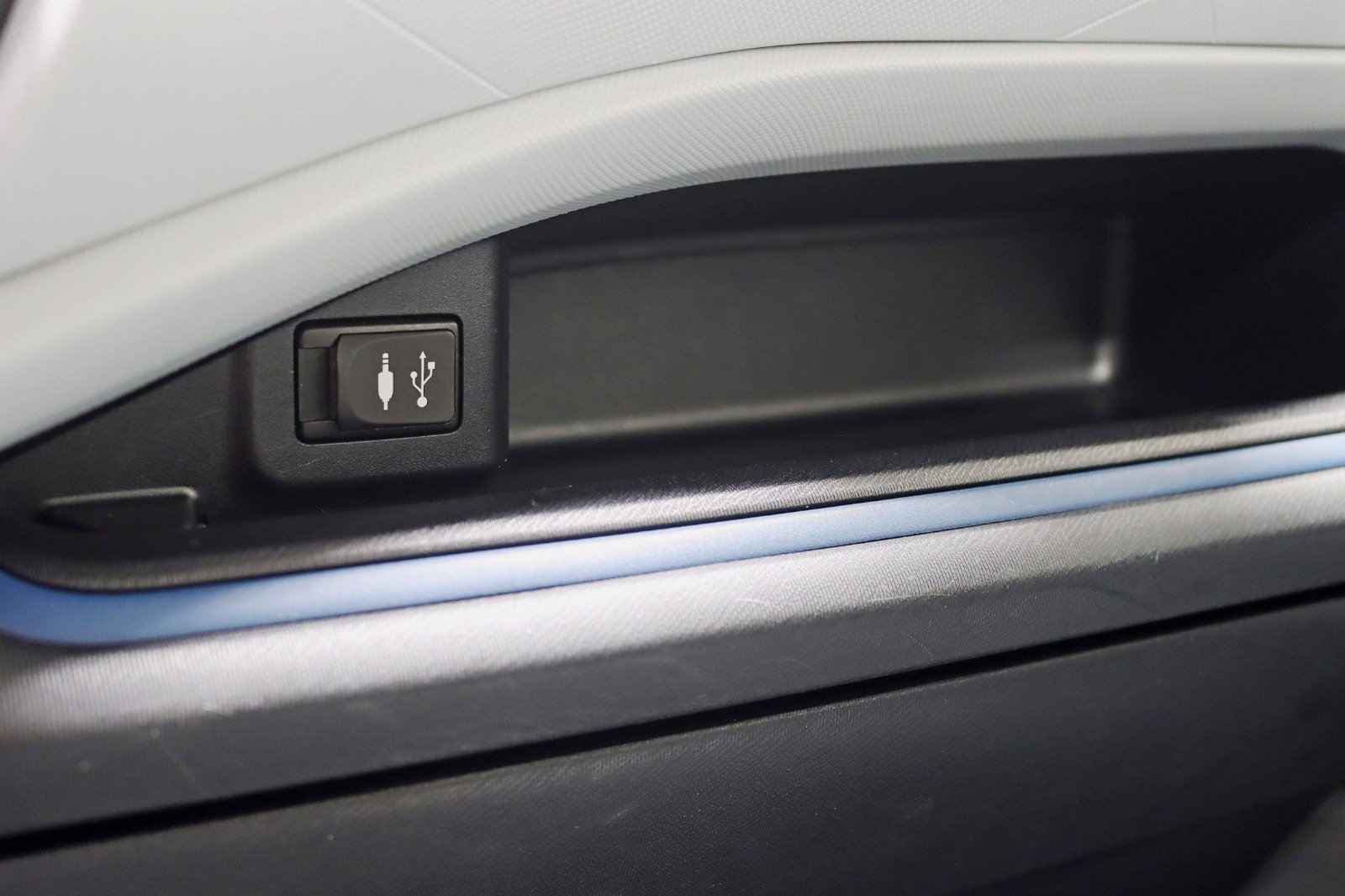 Used 2012 Toyota Prius C Three FWD image 20