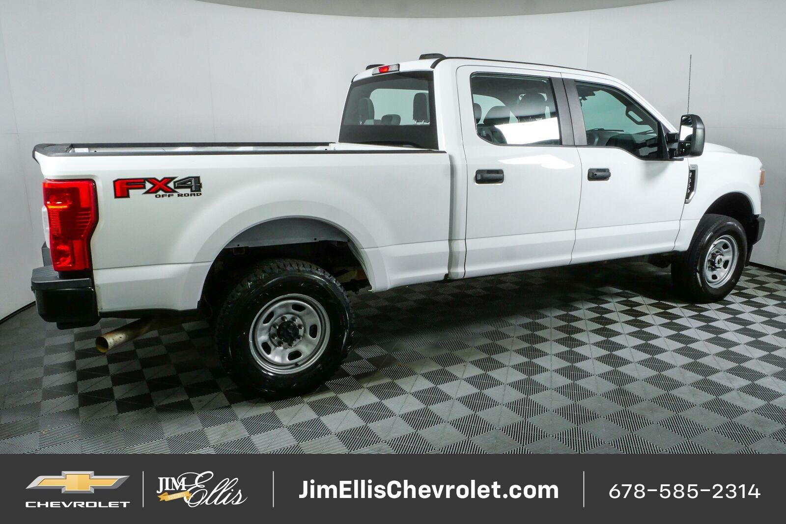 Used 2022 Ford F350 XL w/ FX4 Off-Road Package AWD/4WD image 2