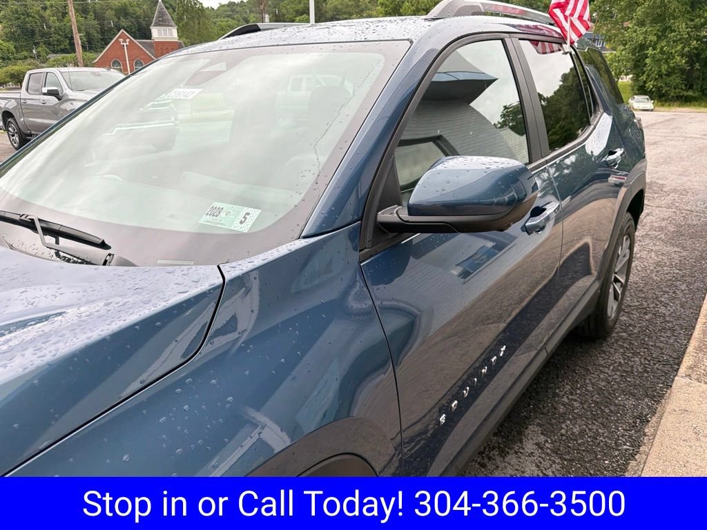 New 2026 Chevrolet Equinox LT w/ Convenience Package II FWD image 12