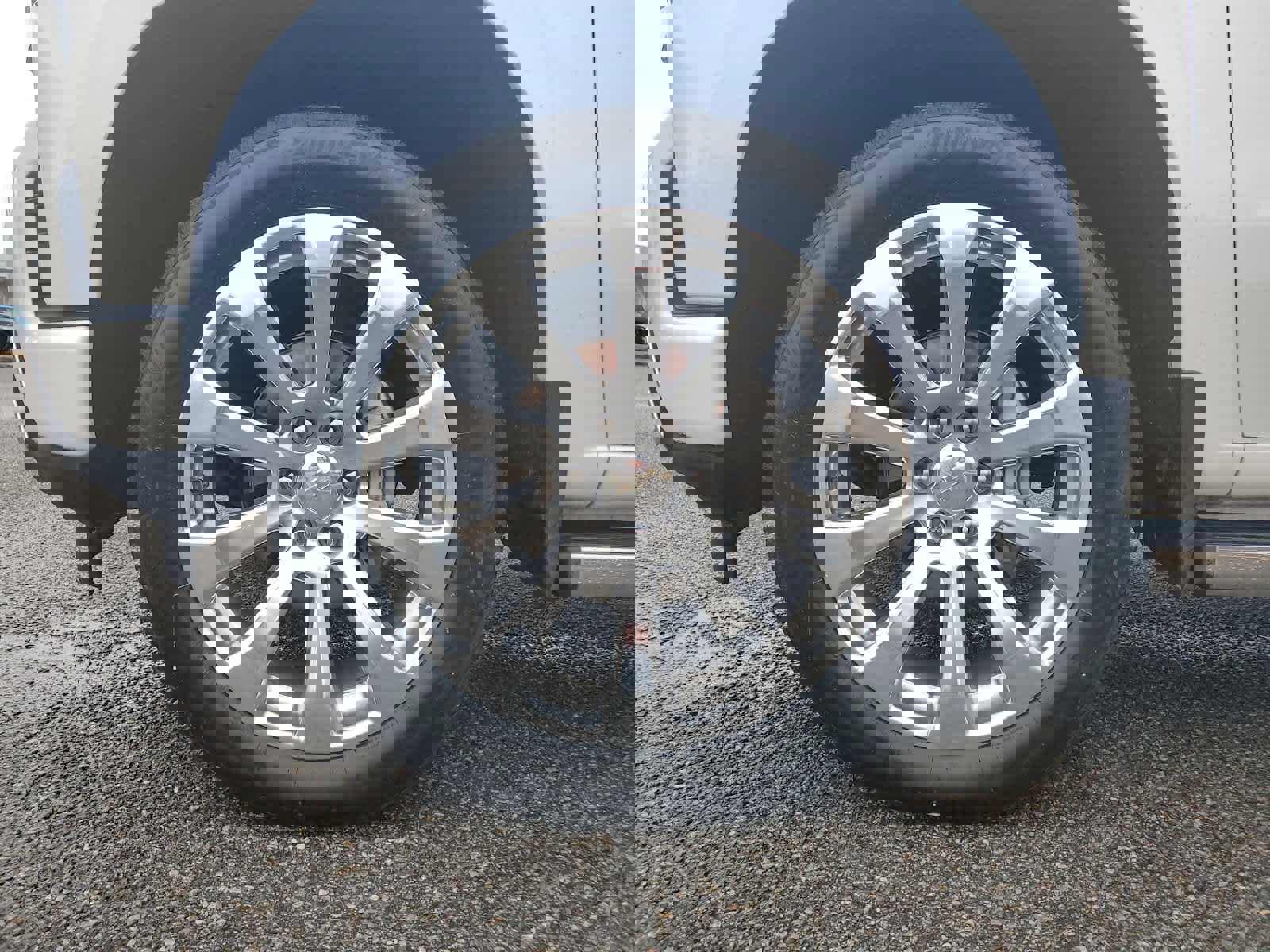 Certified 2021 Chevrolet Silverado 1500 High Country w/ Technology Package image 14