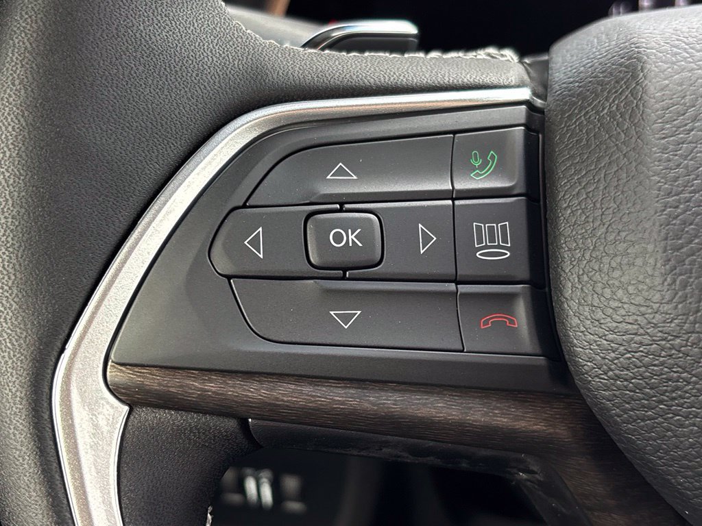 New 2027 Jeep Grand Cherokee Altitude AWD/4WD image 17