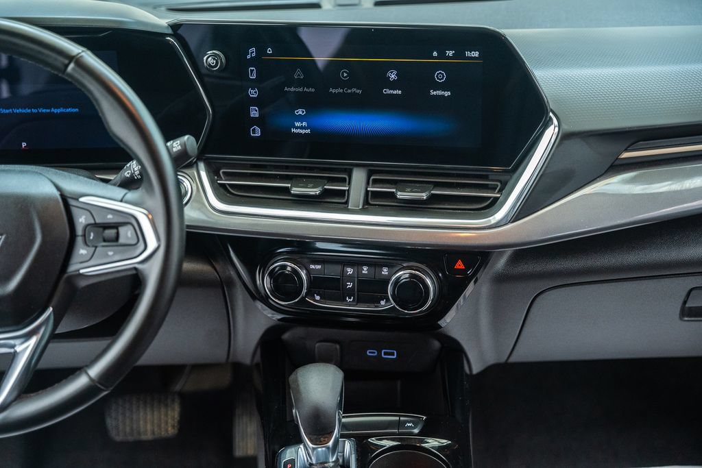 Used 2024 Chevrolet Trax ACTIV w/ Driver Confidence Package FWD image 20