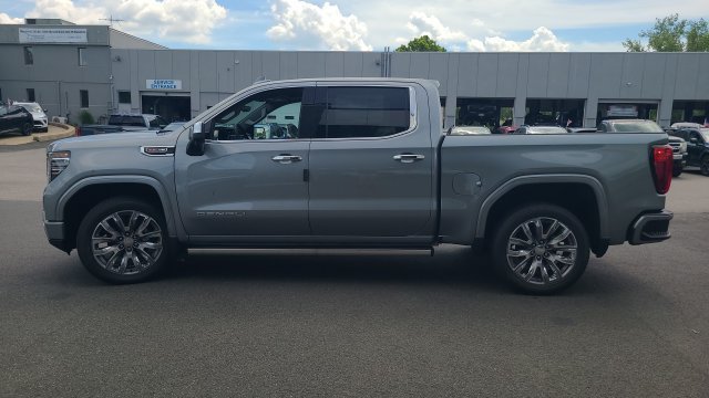 New 2026 GMC Sierra 1500 Denali w/ Denali Reserve Package AWD/4WD image 4