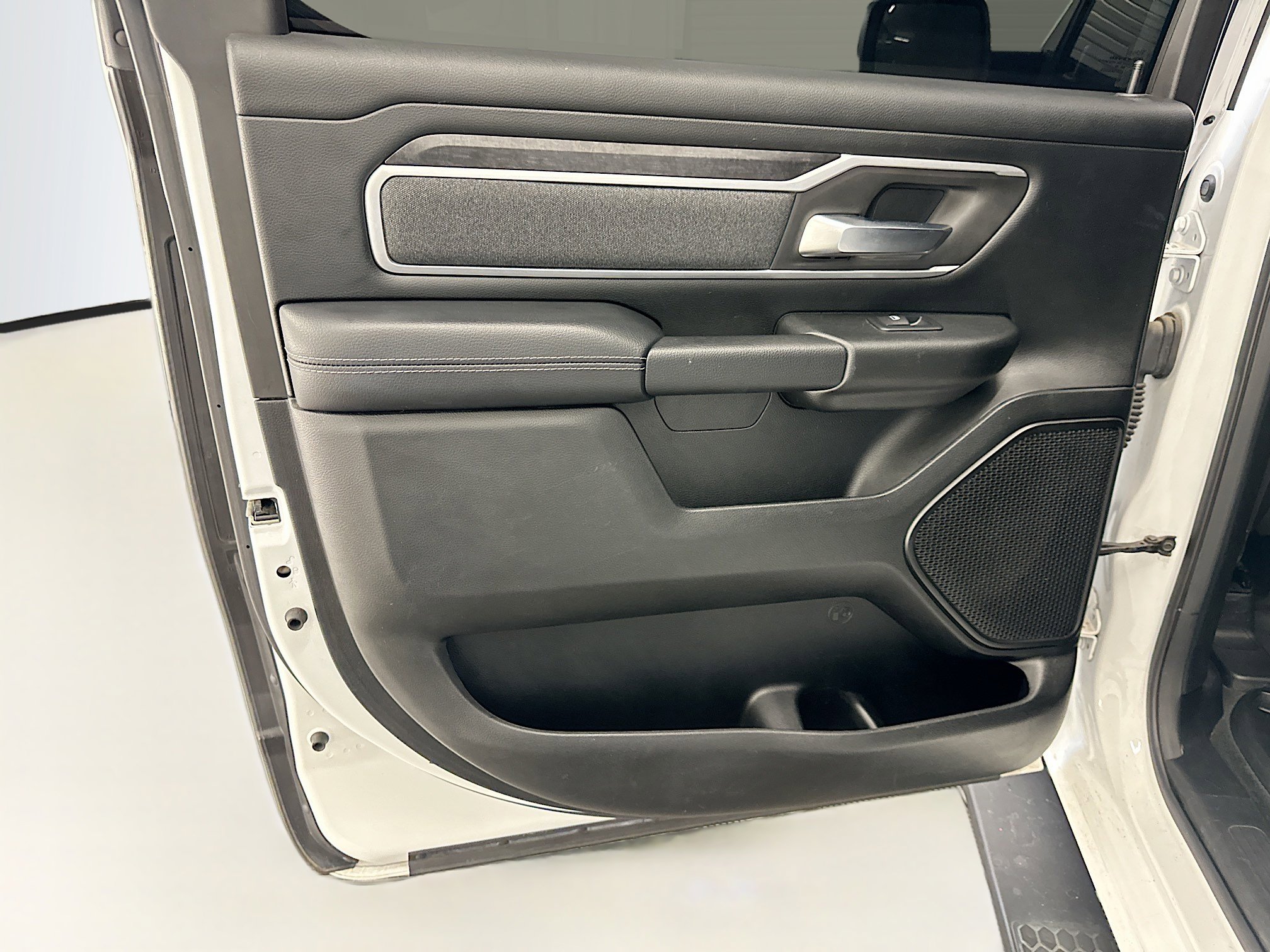 Used 2020 RAM 1500 Big Horn AWD/4WD image 26