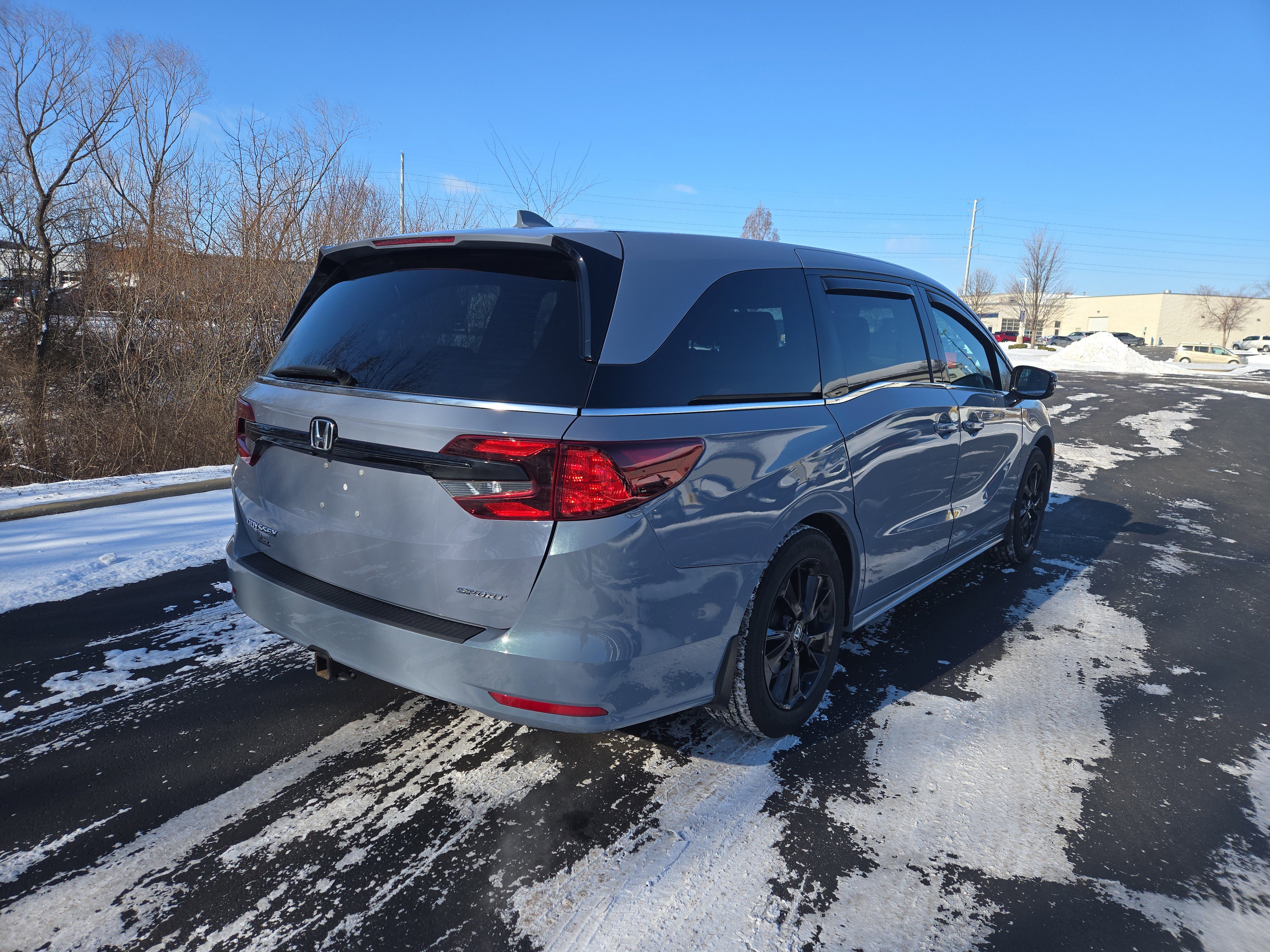 Used 2023 Honda Odyssey Sport image 3