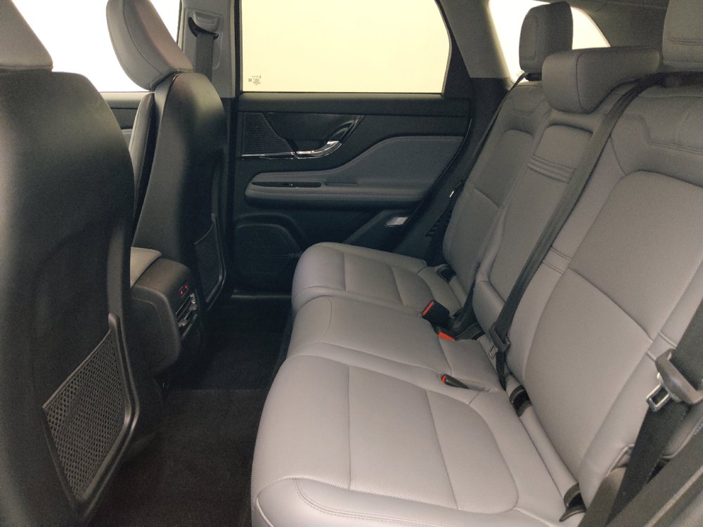 Used 2022 Lincoln Corsair FWD w/ Equipment Group 101A image 18
