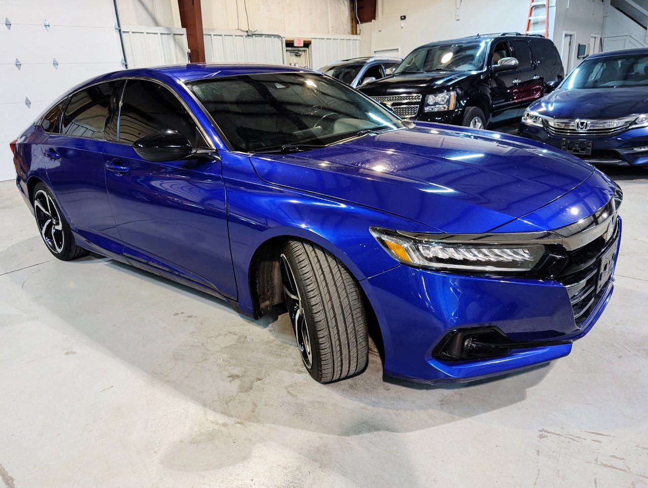 Used 2021 Honda Accord Sport image 9