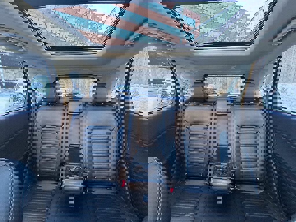 Used 2022 Ford Edge SEL w/ Convenience Package image 21