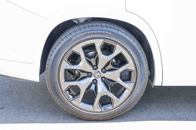 Certified 2024 Lexus TX 500h AWD w/ Technology Package image 9