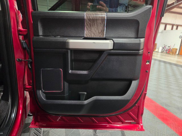 Used 2017 Ford F350 Lariat w/ FX4 Off-Road Package image 36