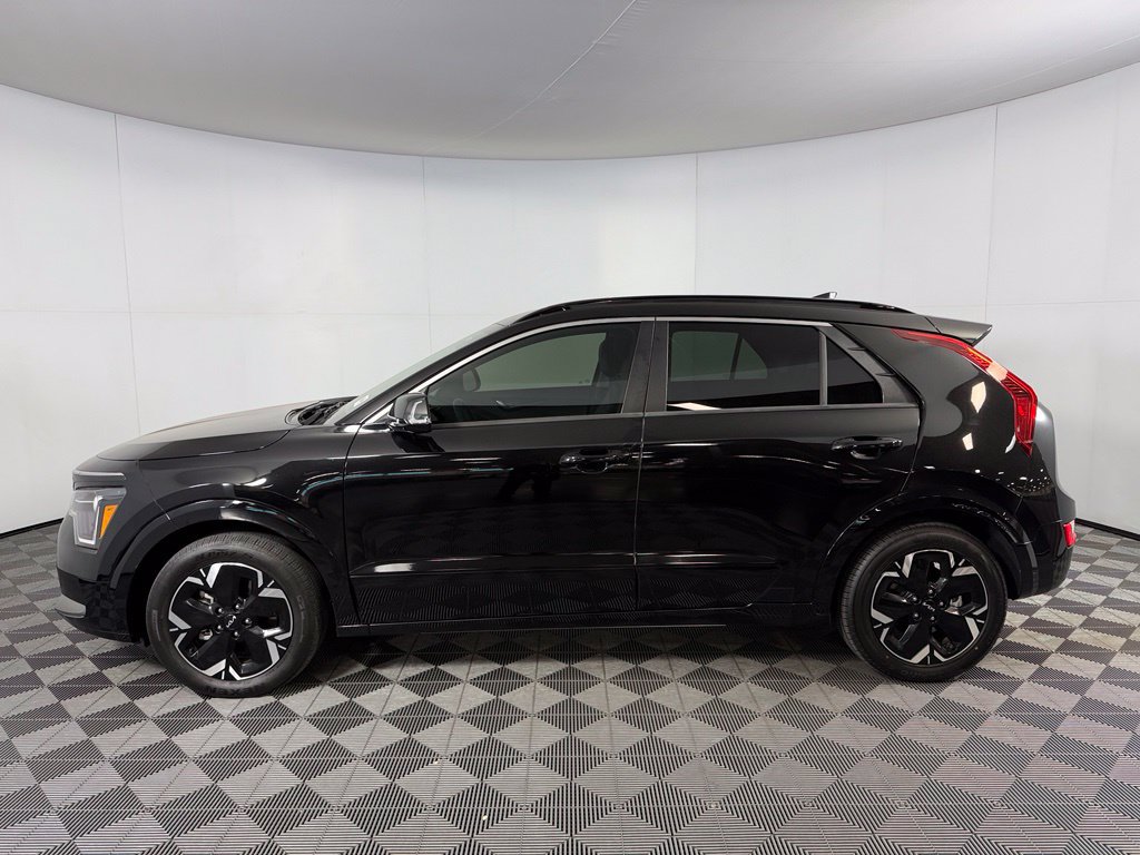 Used 2023 Kia Niro Wind FWD image 7