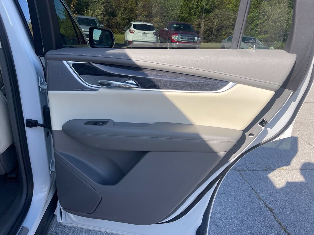 Certified 2023 Cadillac XT6 Premium Luxury w/ LPO, Floor Liner Package AWD/4WD image 18